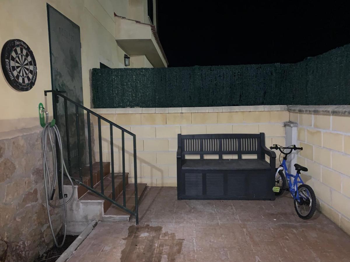 Chalet Pradonavas Navas de San Antonio Exterior foto